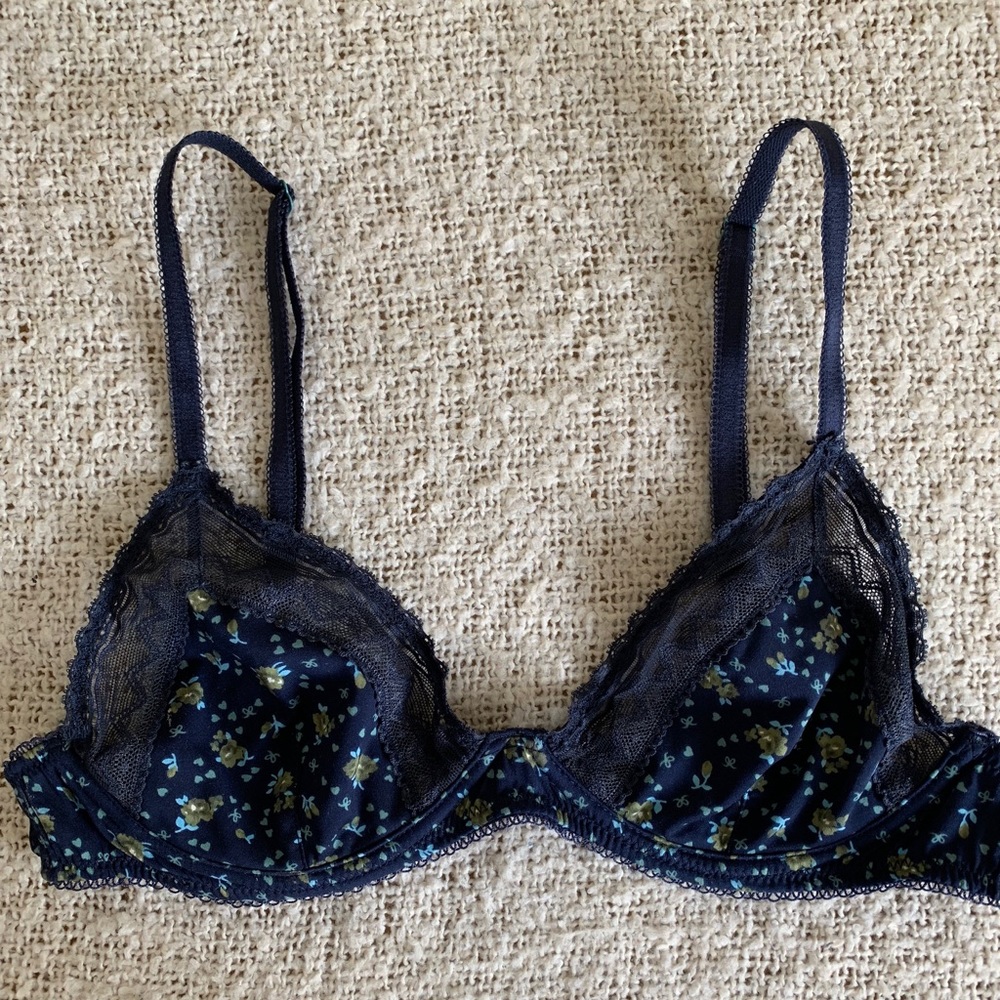 Floral Demi lace bra in 34B/C